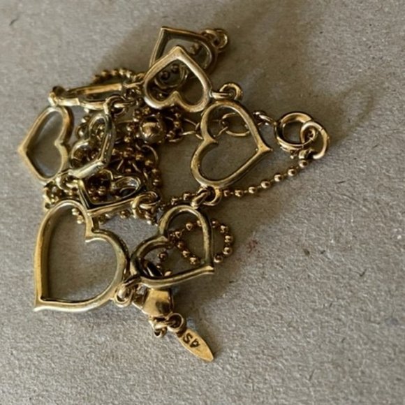 Avon Open Hearts Necklace in a Gold Tone 17" with a removable 3" extender - Picture 6 of 8